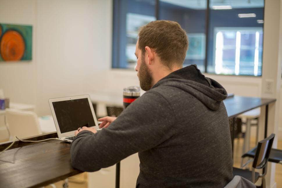 Espace de travail lumineux